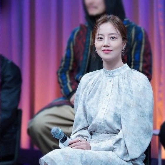 Recent activity shot of Moon Chaewon