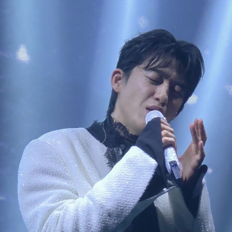 Behind-the-scenes cut of Shin Seungtae