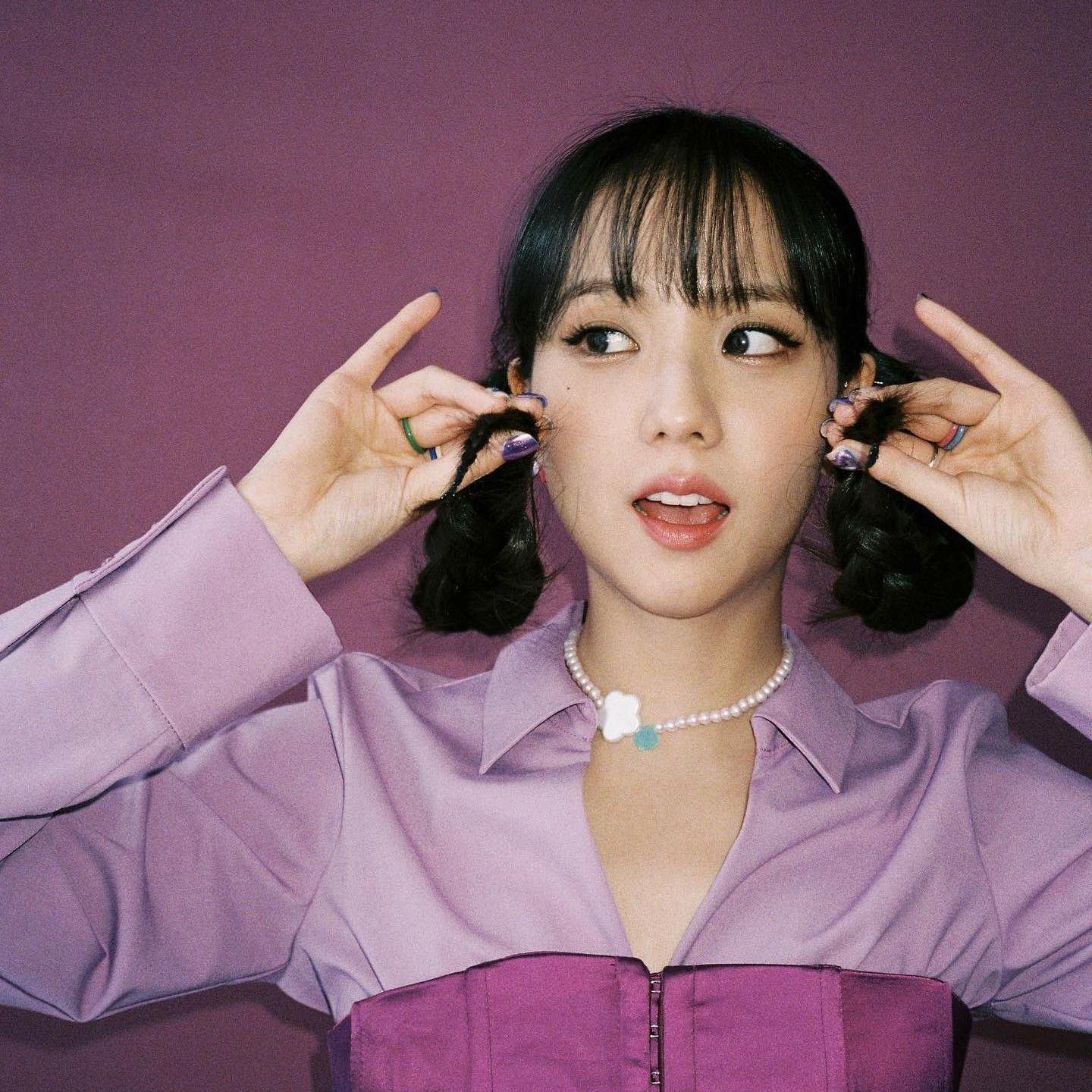 Recent activity shot of Jisoo (1995)