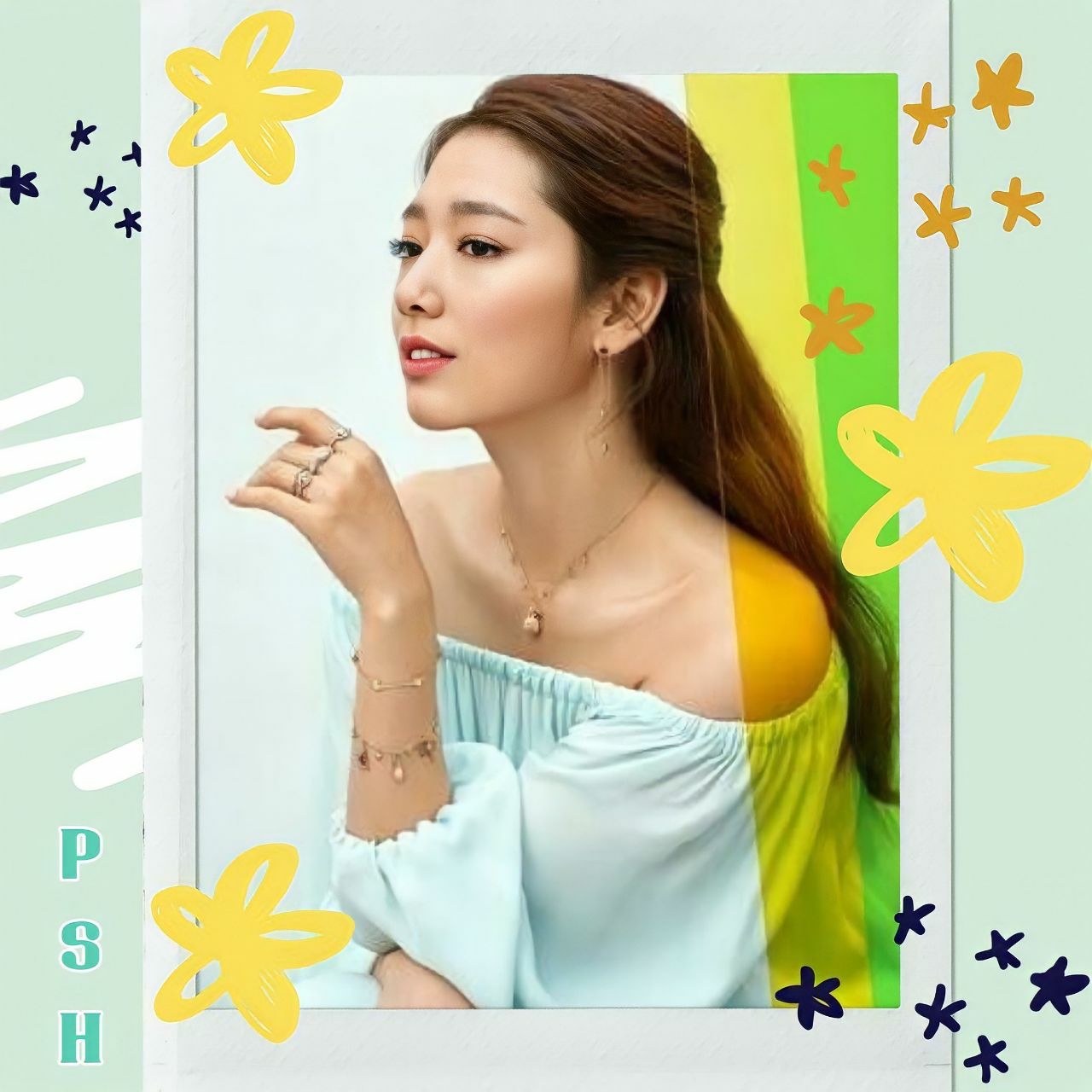 Latest photo of Park Shinhye