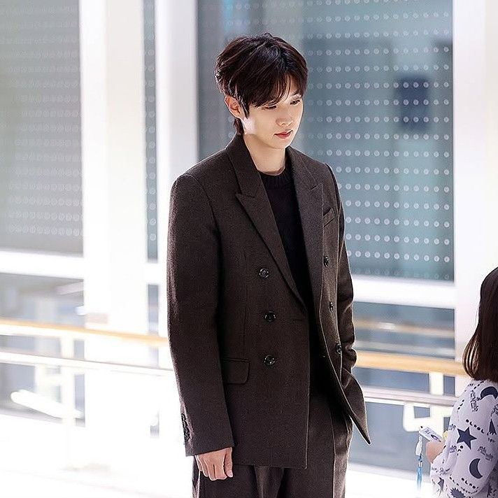 Behind-the-scenes cut of Choi Wooshik