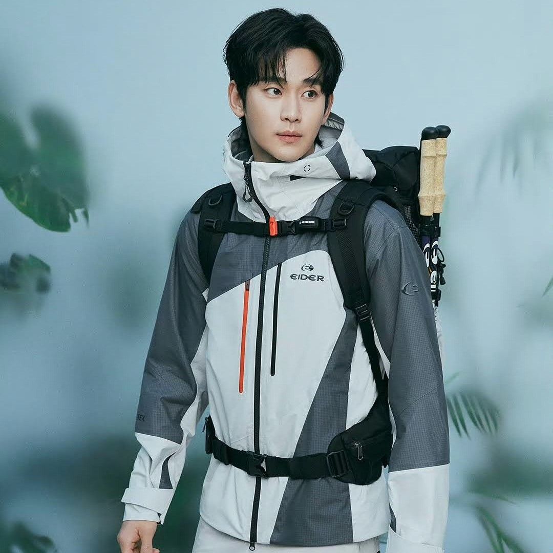 Recent activity shot of Kim Soohyun