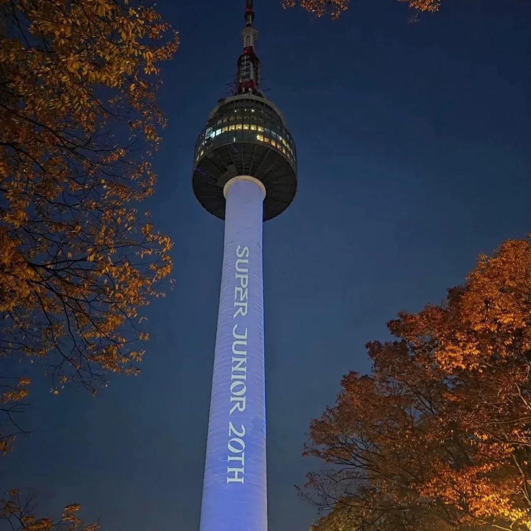 Behind-the-scenes cut of Choi Siwon