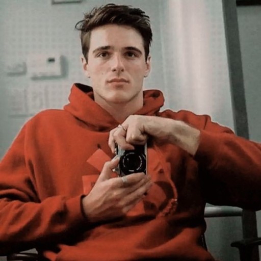 Recent activity shot of Jacob Elordi