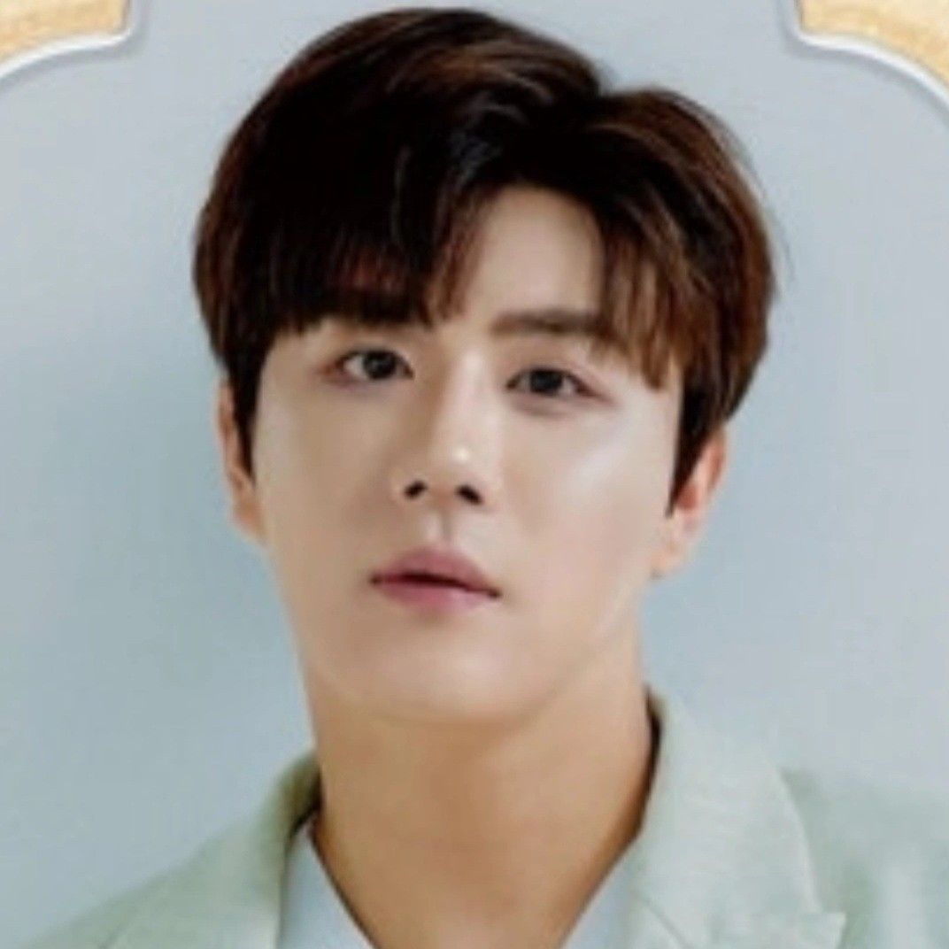 Latest photo of Jin Haesung