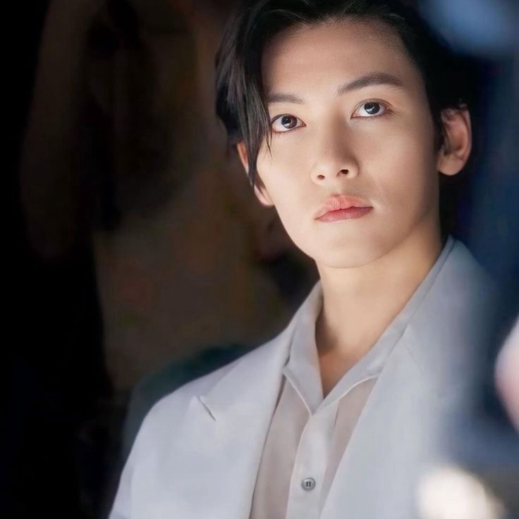 A moment captured by a fan of Ji Changwook