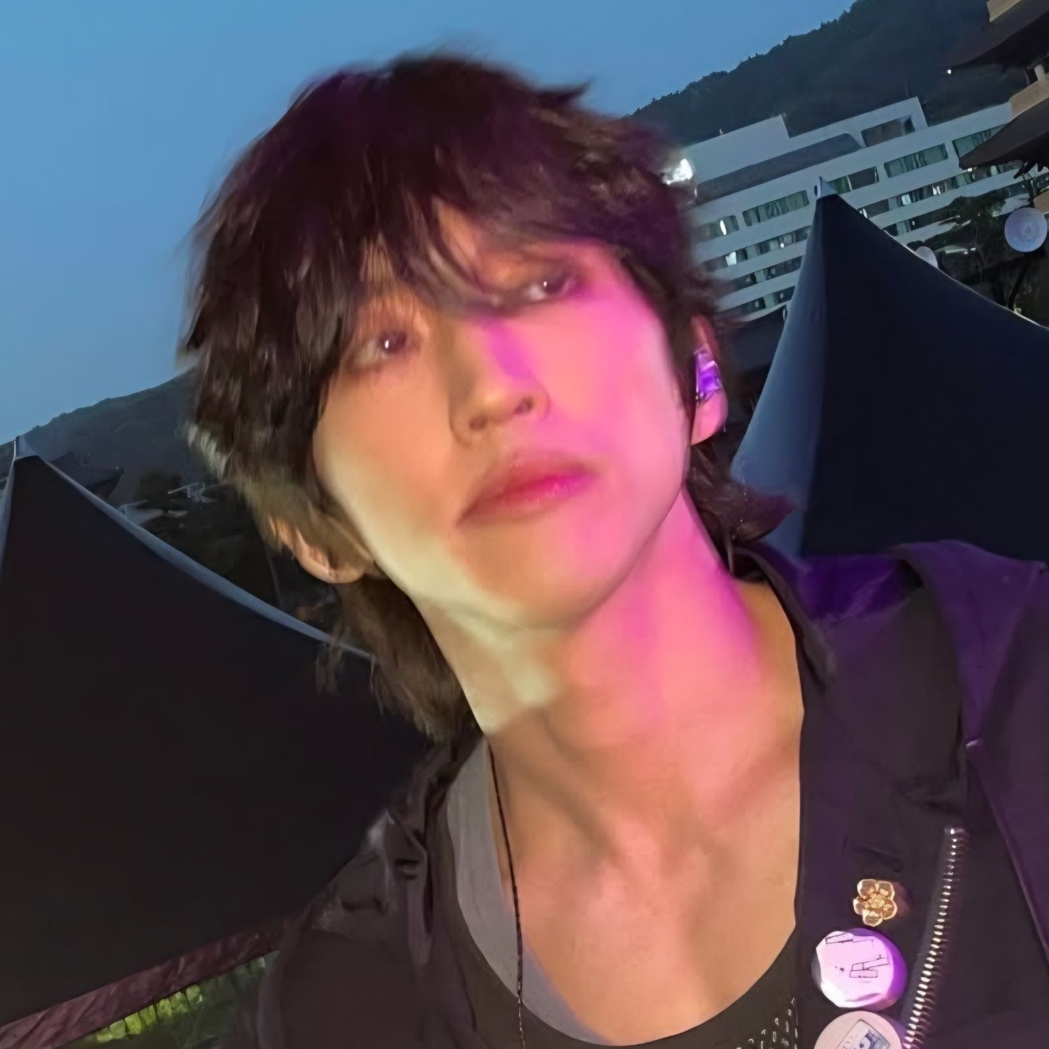 Recent activity shot of Lee Seungyoon