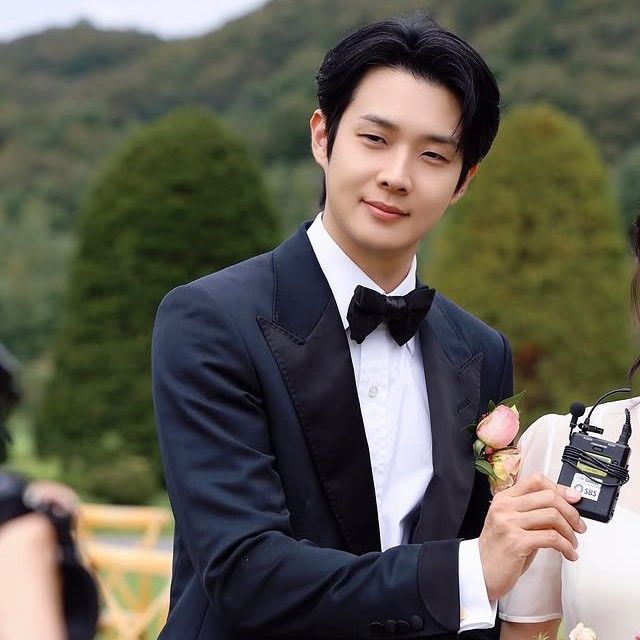 Recent activity shot of Choi Wooshik