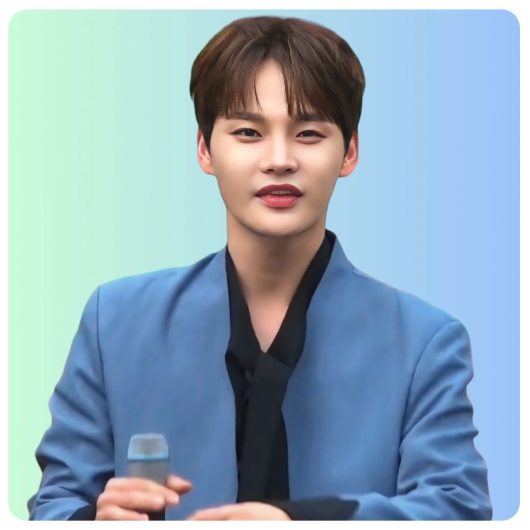 パク・ソジンの最近の活動ショット