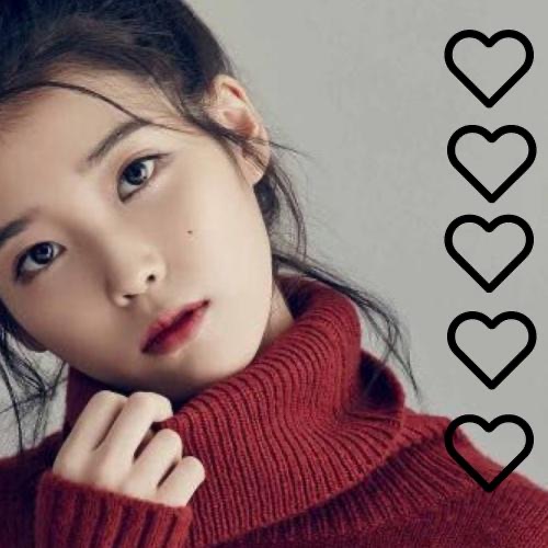 A moment captured by a fan of IU