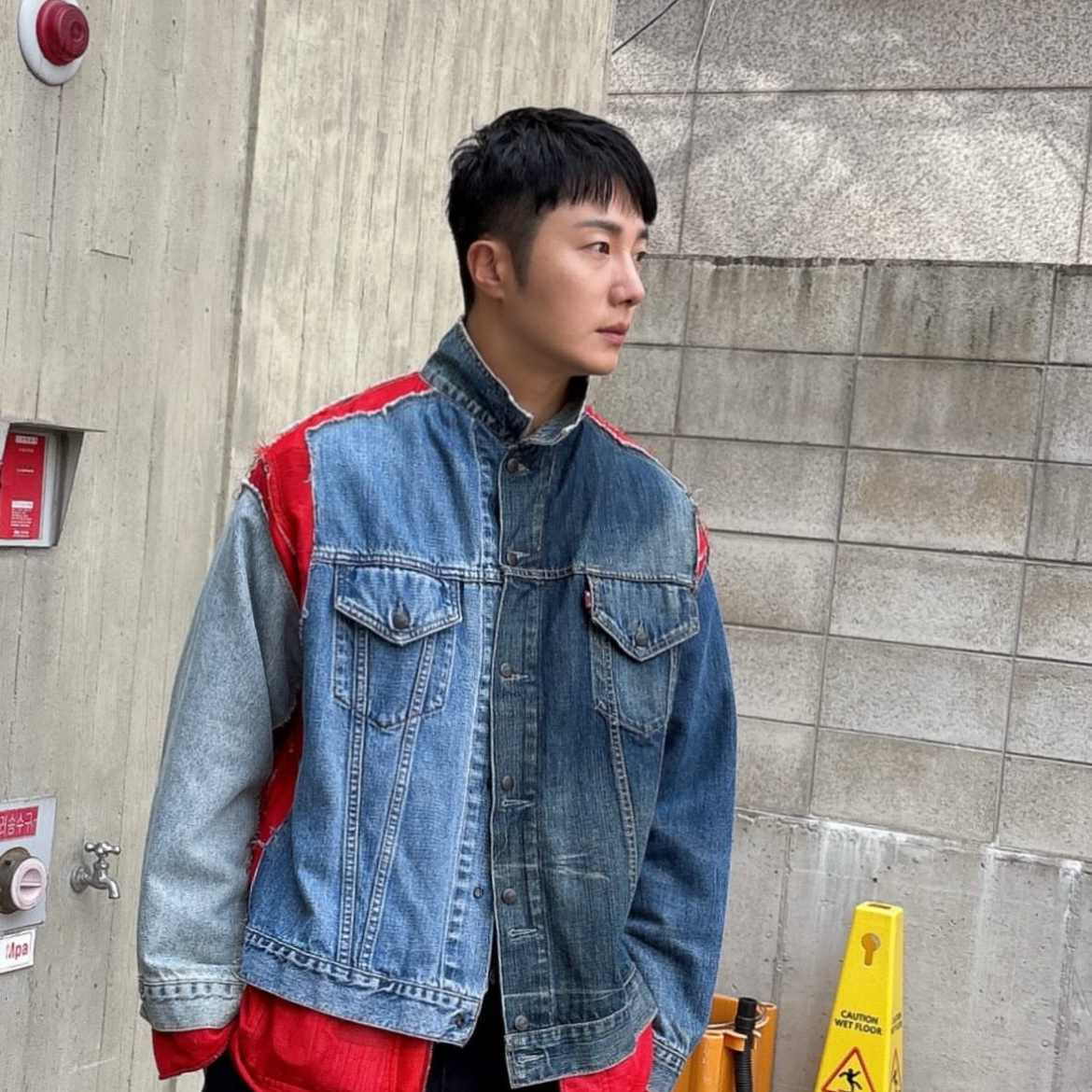 A moment captured by a fan of Jung Ilwoo