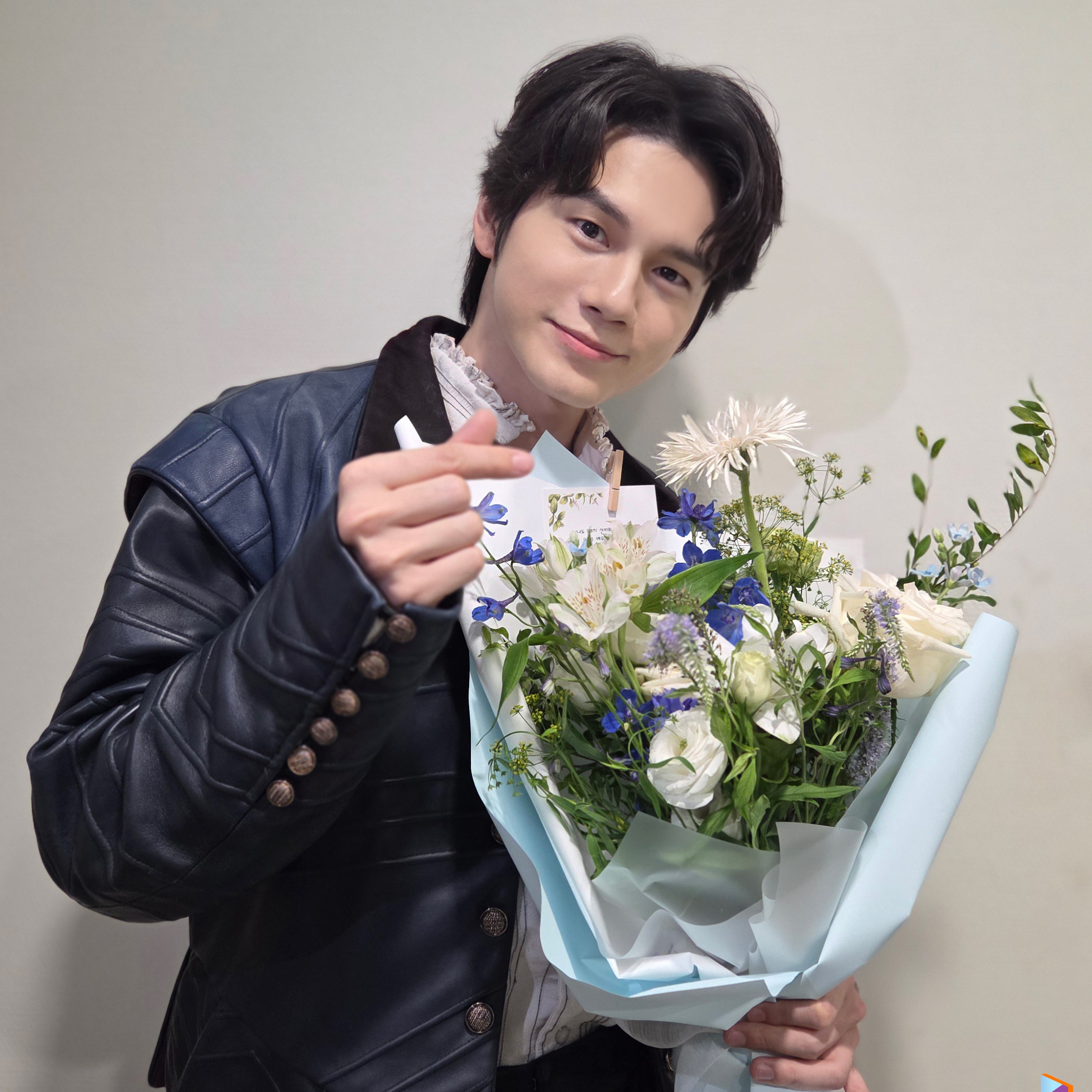 A moment captured by a fan of Ong Seongwu