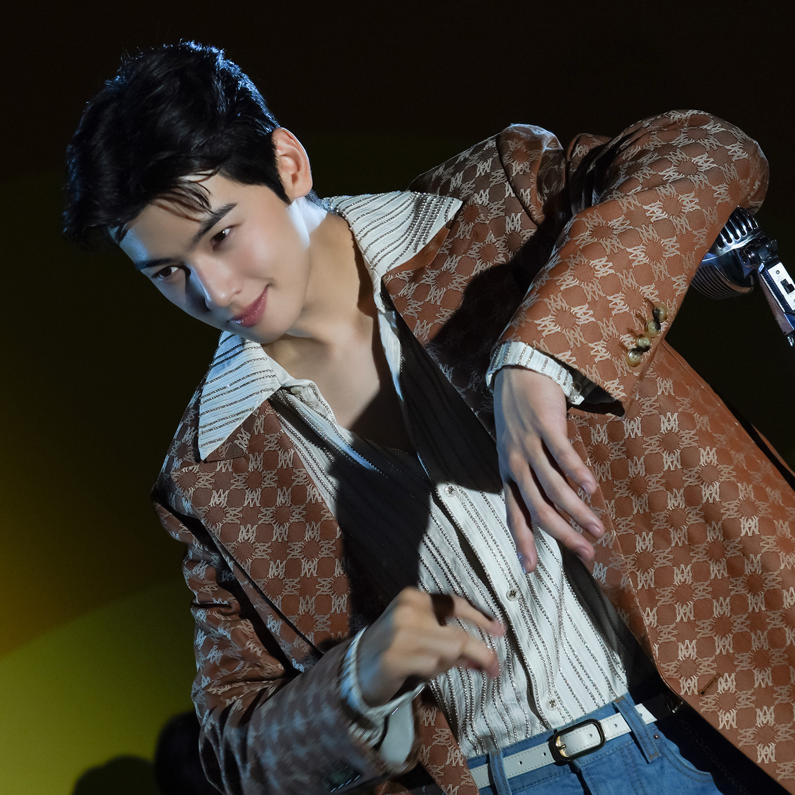 Recent activity shot of Cha Eunwoo