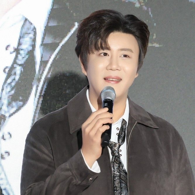 Recent activity shot of Jin Haesung