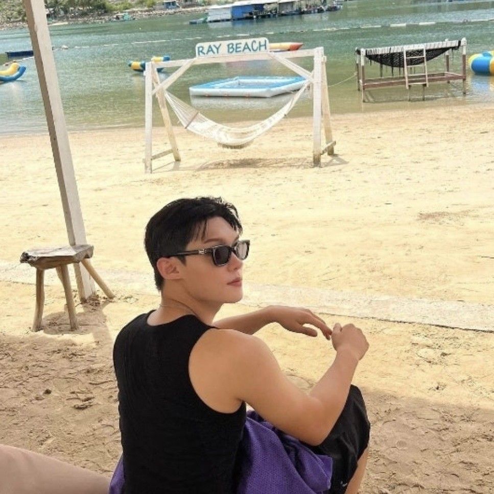A moment captured by a fan of Choi Jaemyeong
