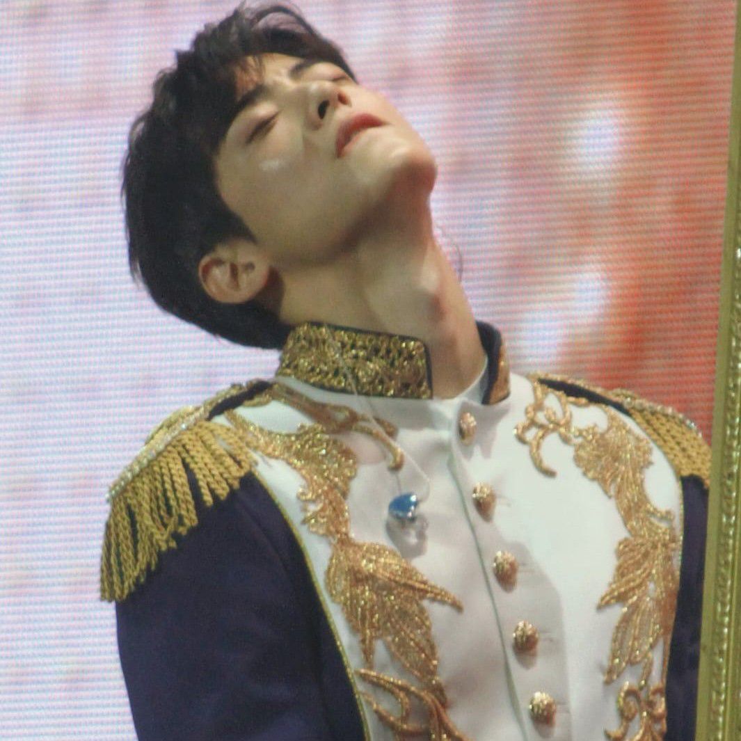 Recent activity shot of Cha Eunwoo