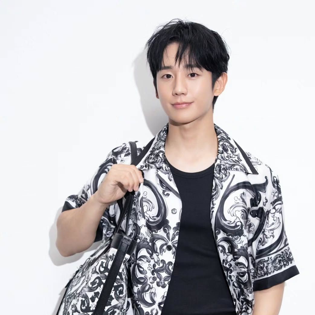 Latest photo of Jung Haein