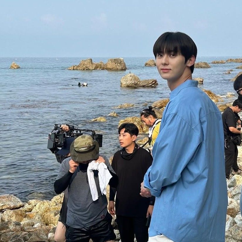 Recent activity shot of Hwang Minhyun