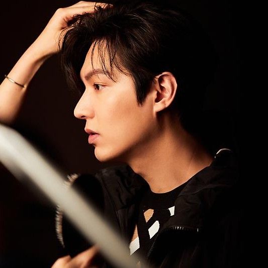 이민호 최근 활동샷