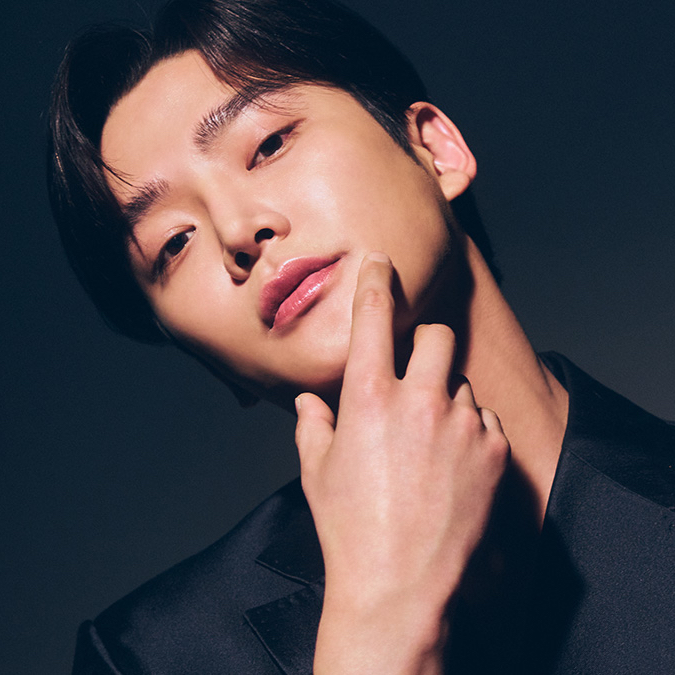 Foto terbaru dari Rowoon