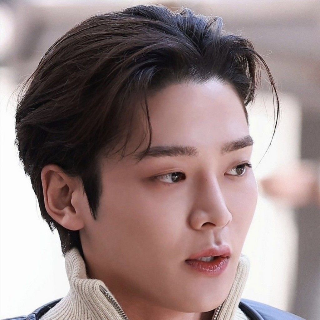 Latest photo of Rowoon