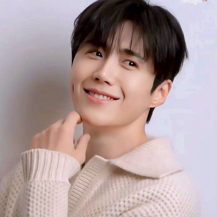 Recent activity shot of Kim Seonho