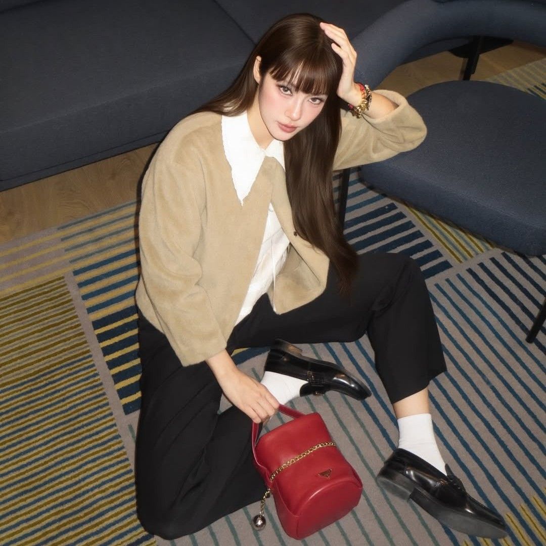 Behind-the-scenes cut of Namtan Tipnaree Weerawatnodom