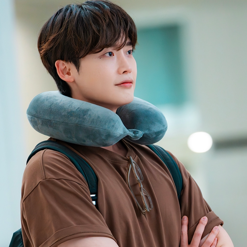 Recent activity shot of Lee Jongsuk