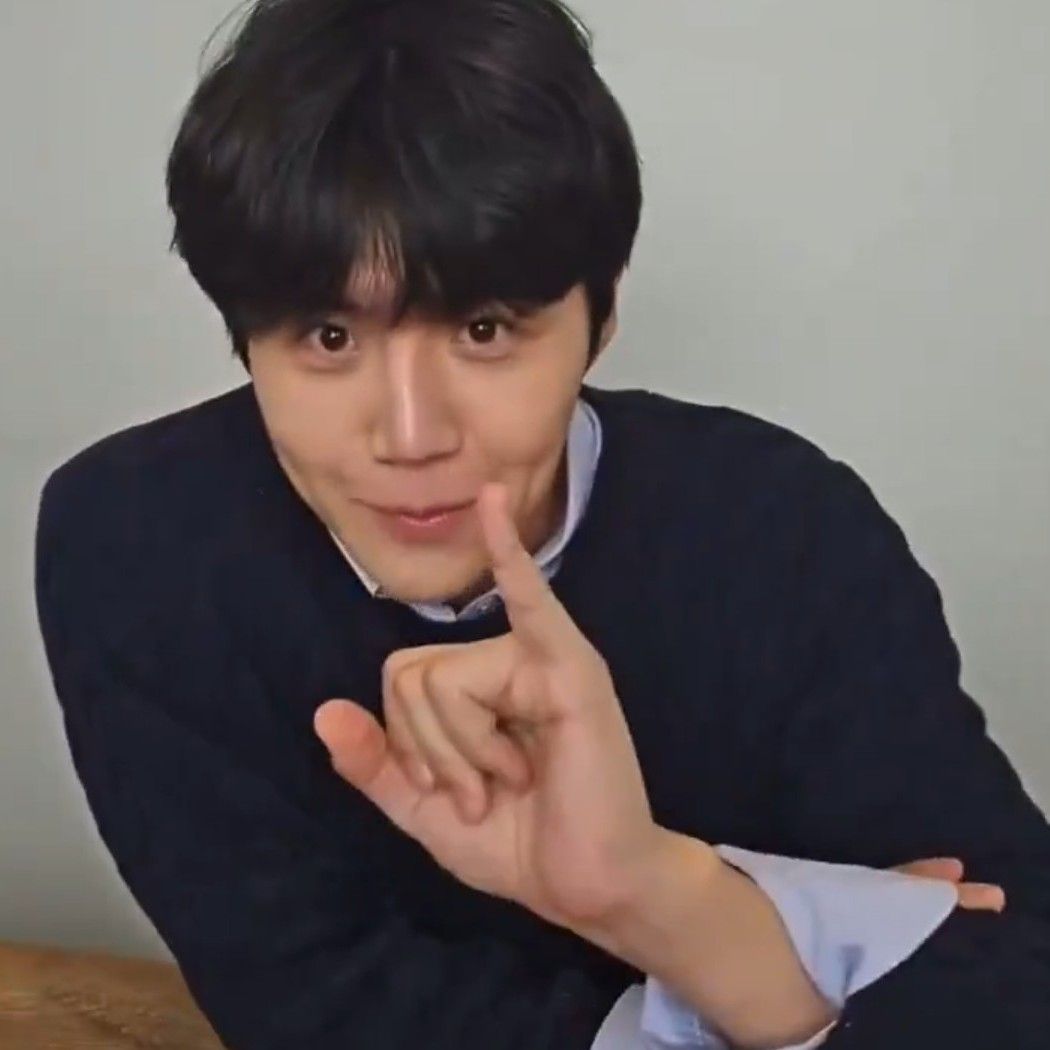 Momen yang diabadikan oleh penggemar Kim Seonho