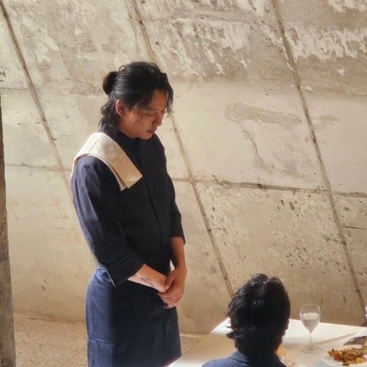 Behind-the-scenes cut of Kim Namgil