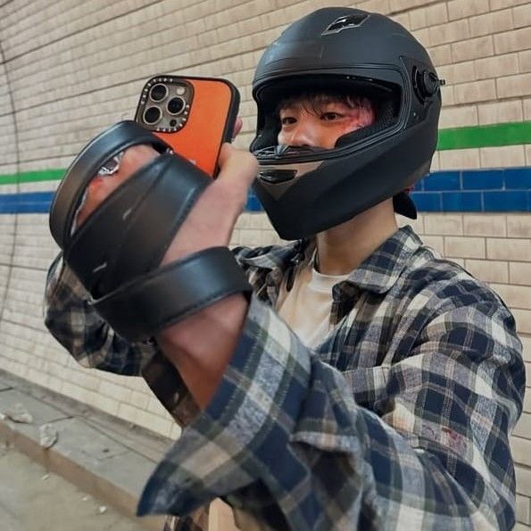 Foto terbaru dari Park Bogum