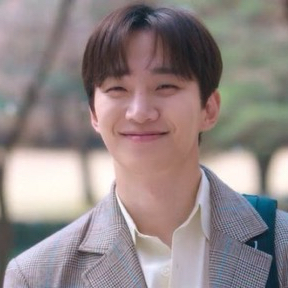 李俊昊的最新照片