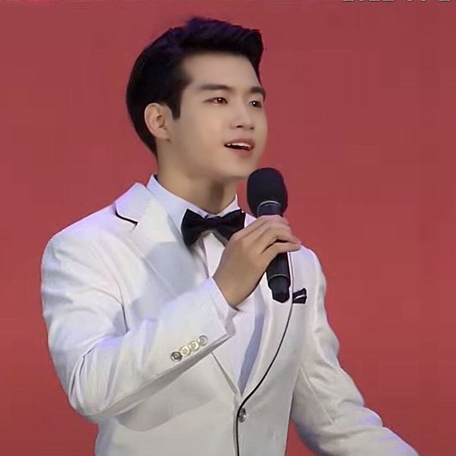 조명섭의 최신 사진