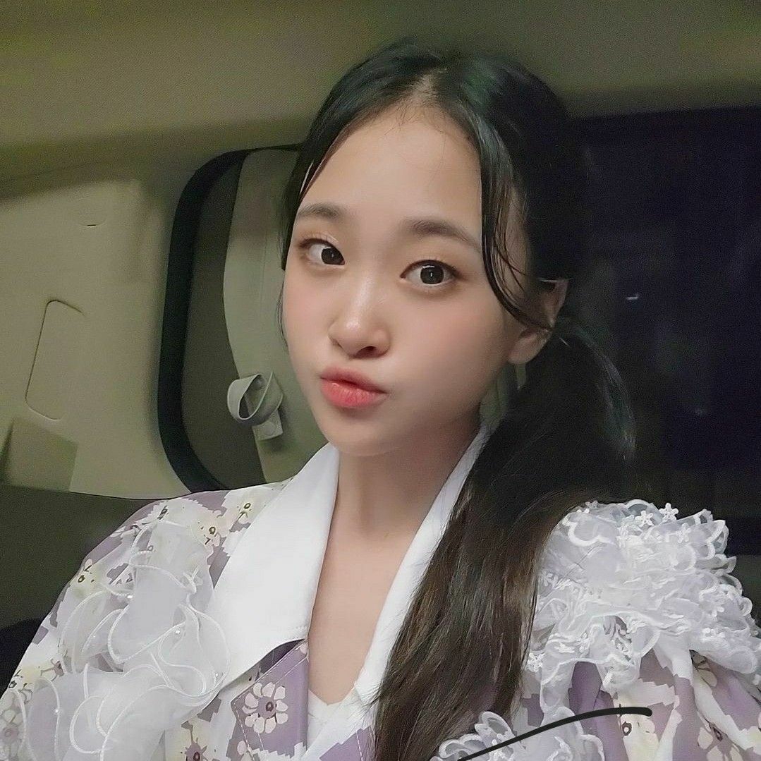 Recent activity shot of Kim Dahyun