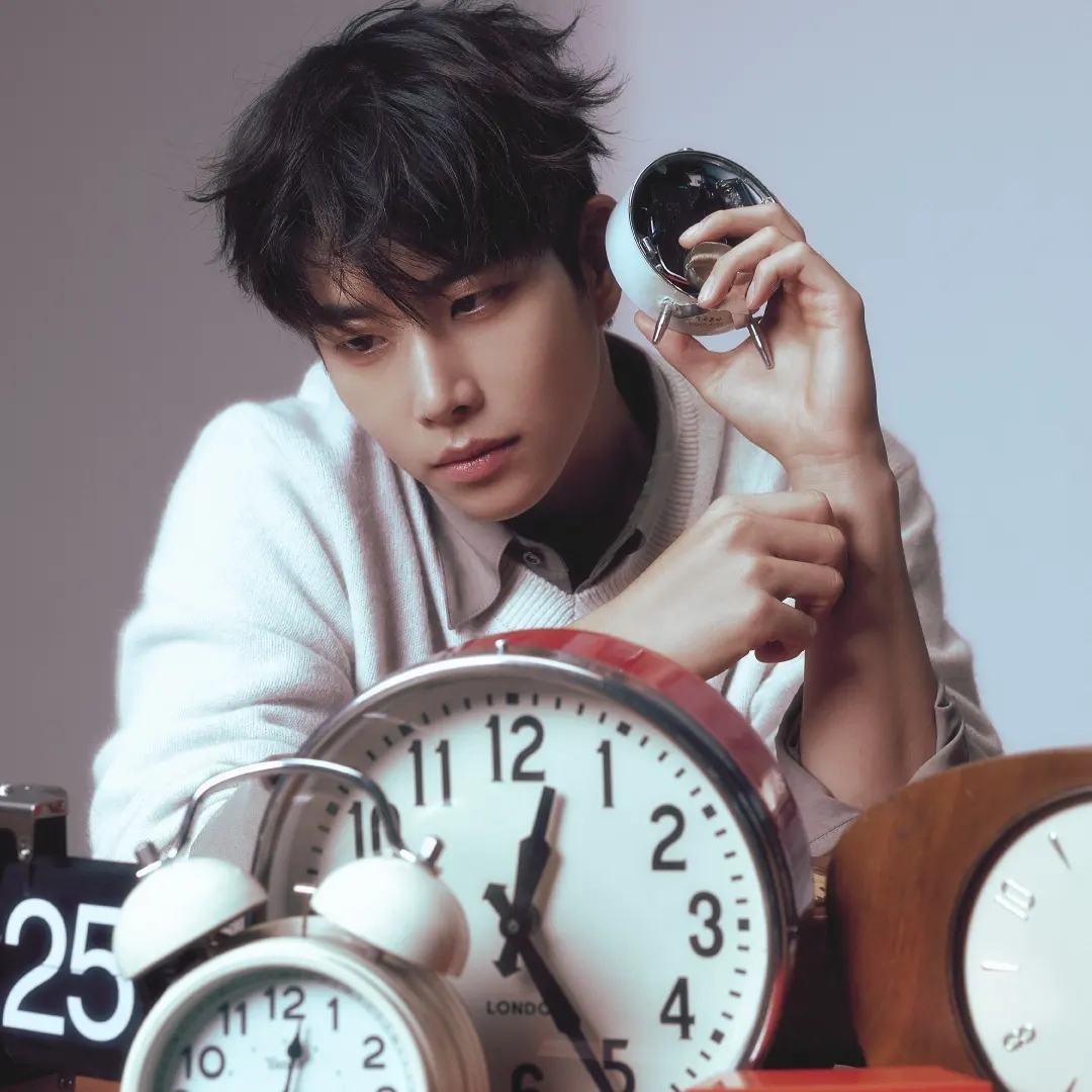 Cuplikan di balik layar dari Cha Eunwoo