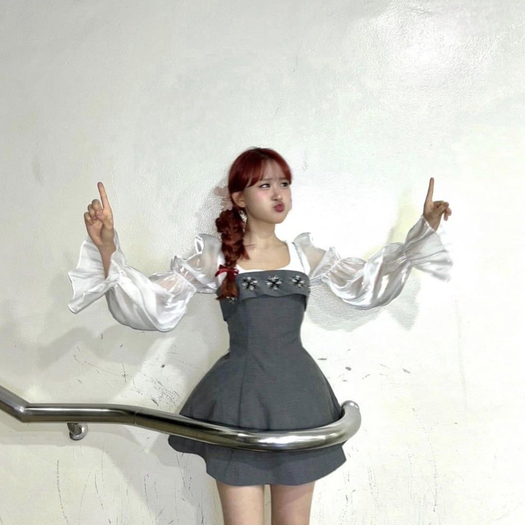 김다현의 비하인드 컷