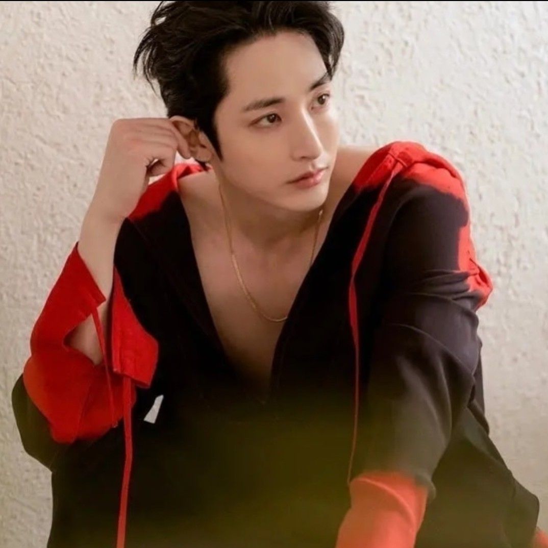 Recent activity shot of Lee Soohyuk