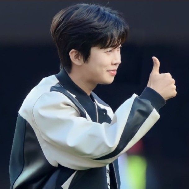 Behind-the-scenes cut of Lim Youngwoong