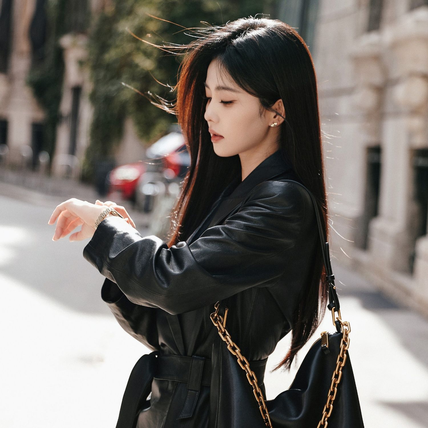 Behind-the-scenes cut of Bai Lu