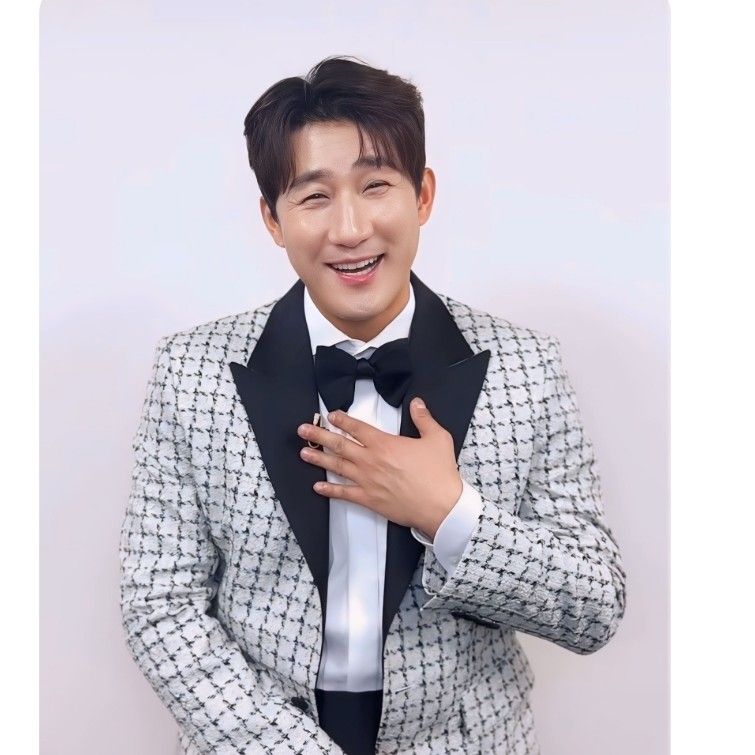 Behind-the-scenes cut of Na Sangdo