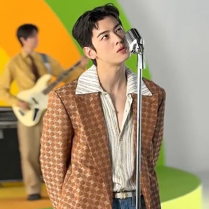 Foto kegiatan terbaru dari Cha Eunwoo