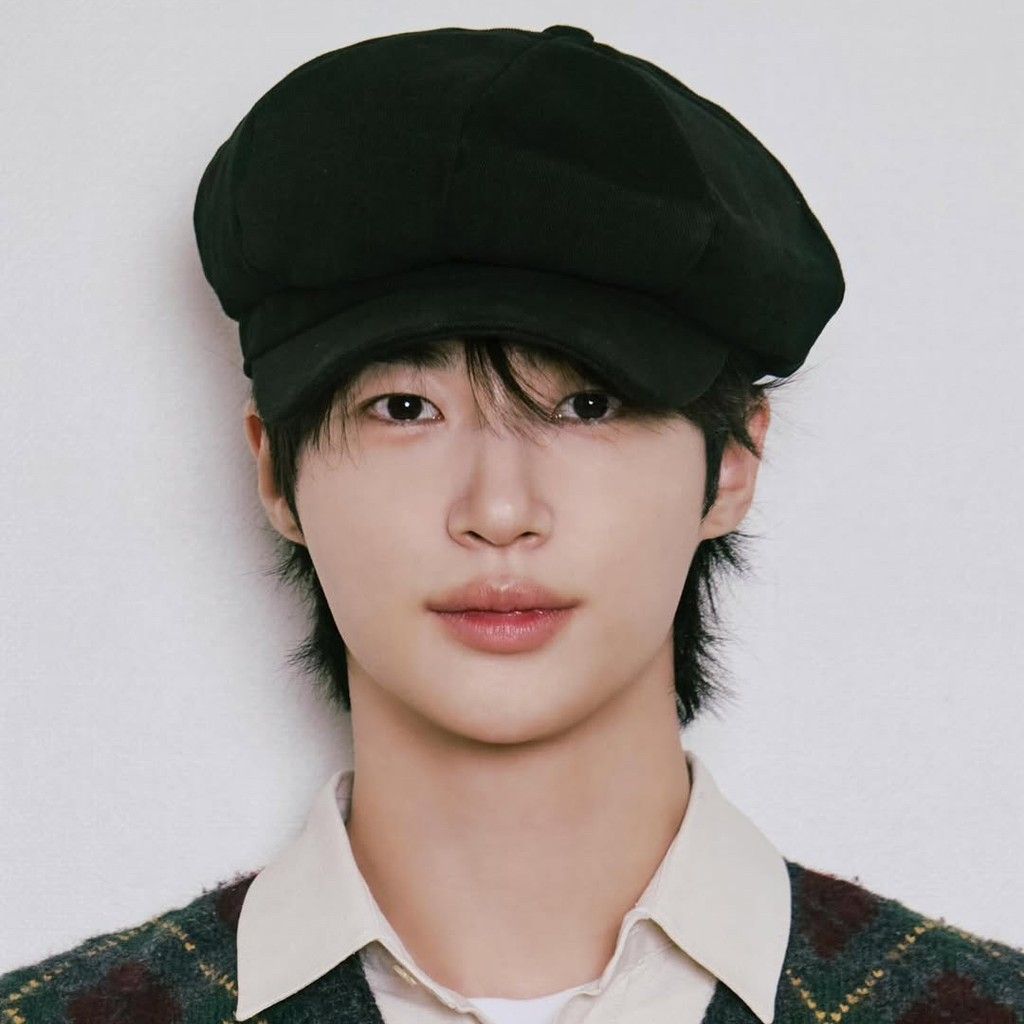 边佑锡的近期活动照