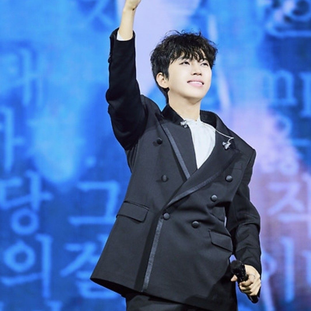 Momen yang diabadikan oleh penggemar Lim Youngwoong