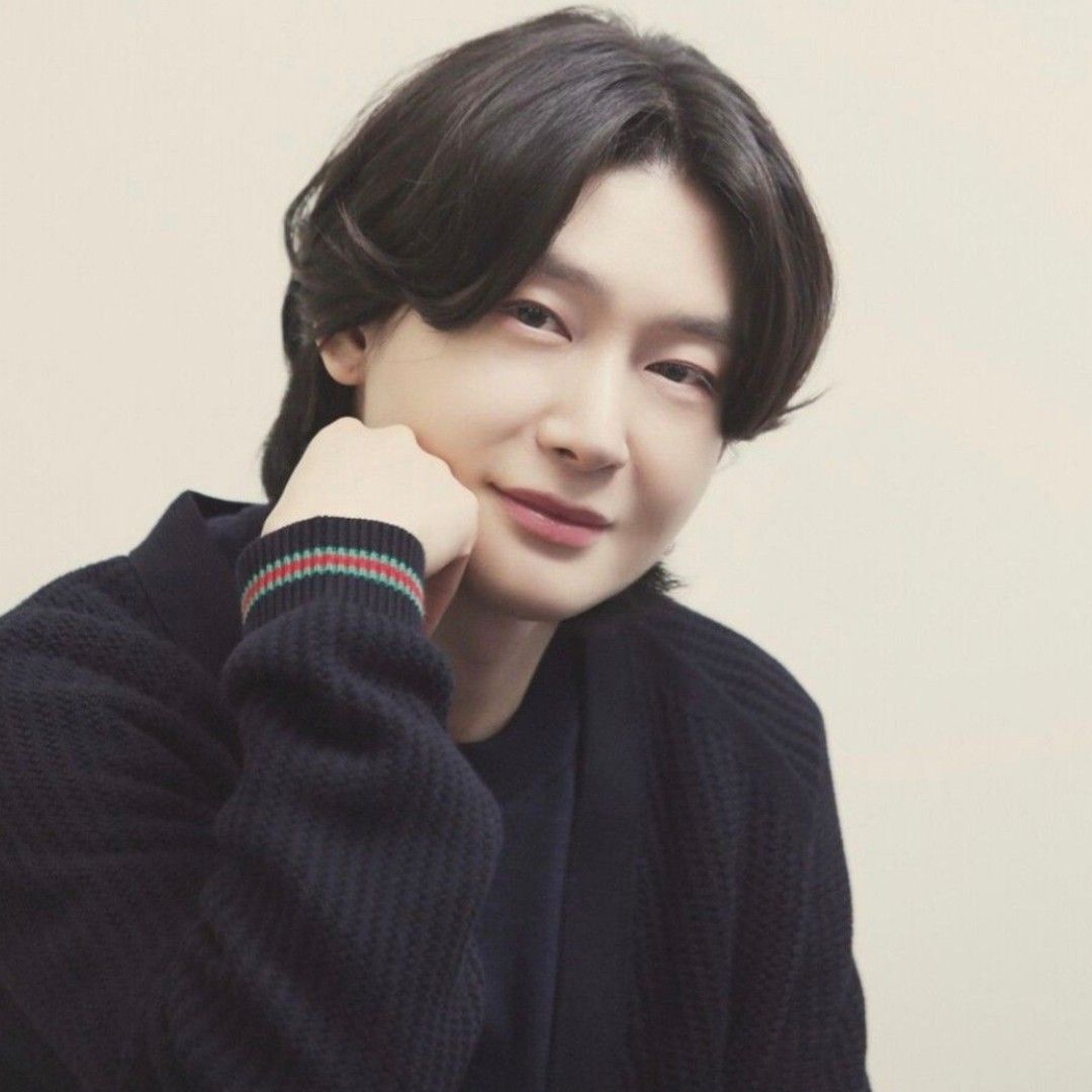 Latest photo of Kim Yongbin