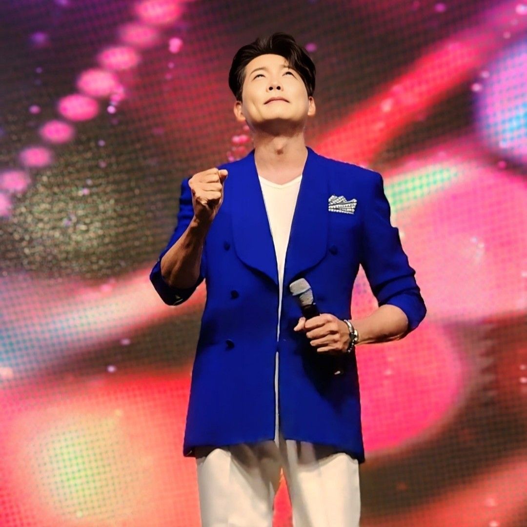 Behind-the-scenes cut of Kim Yongpil