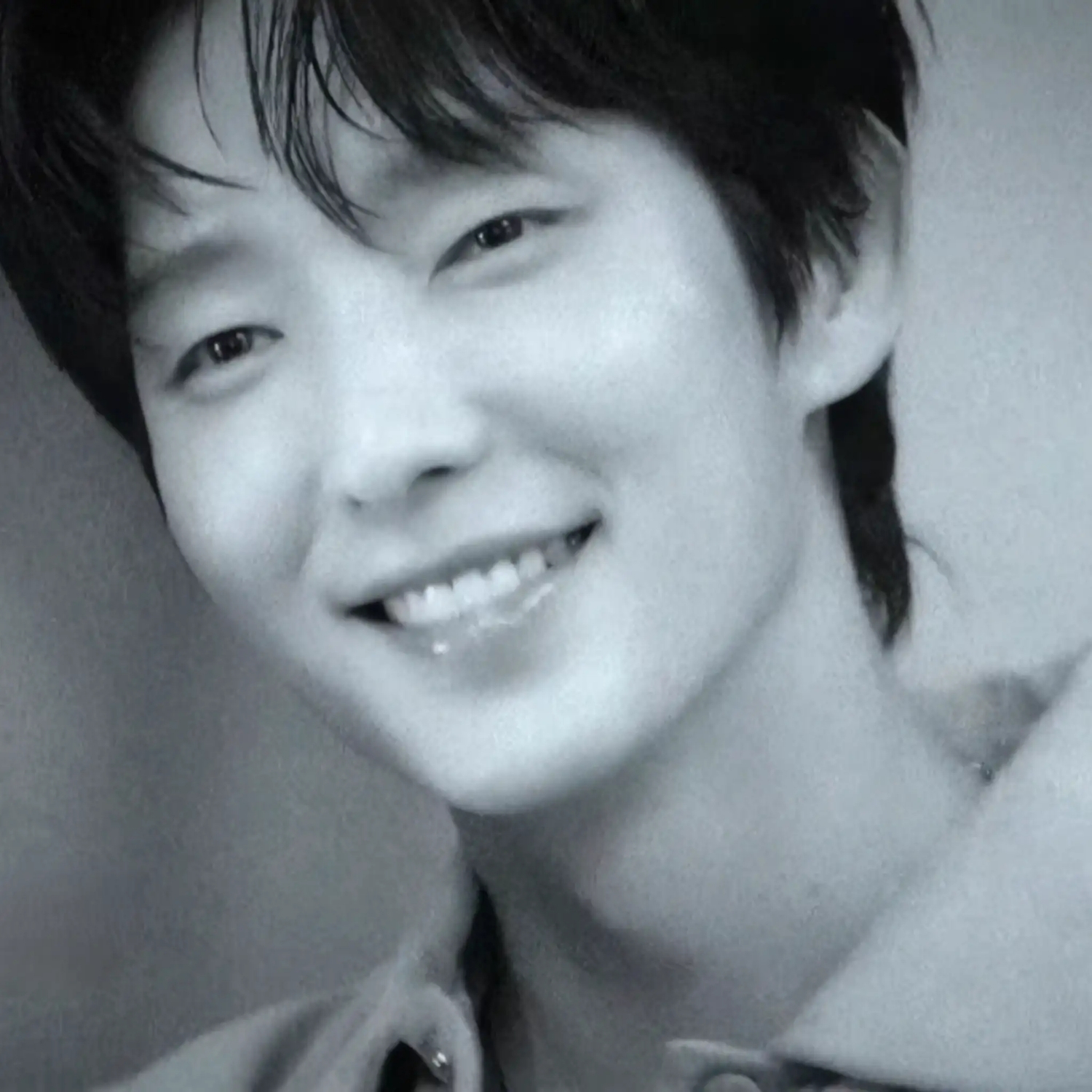 A moment captured by a fan of Lee Joongi