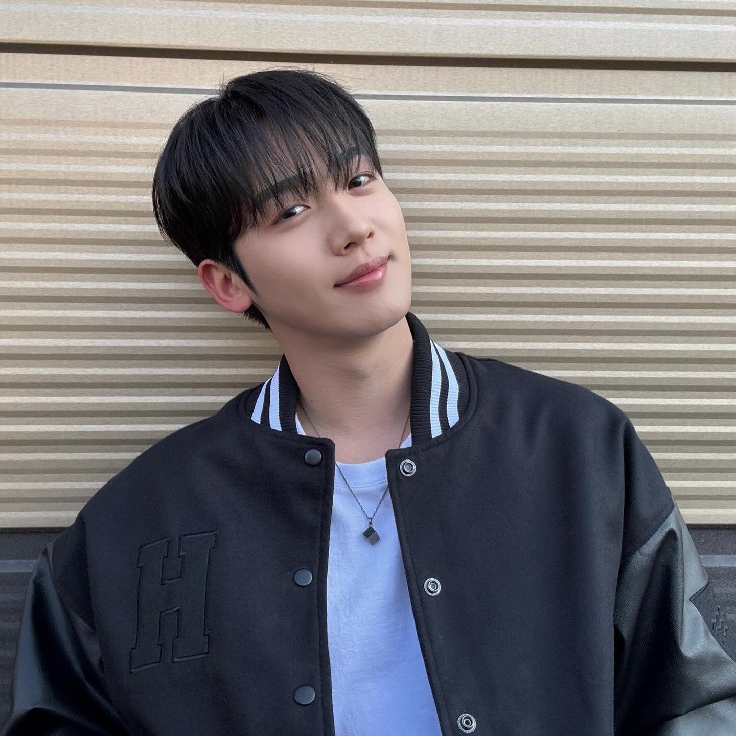Behind-the-scenes cut of Kim Yohan