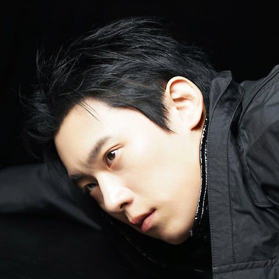 Recent activity shot of Kim Sungcheol