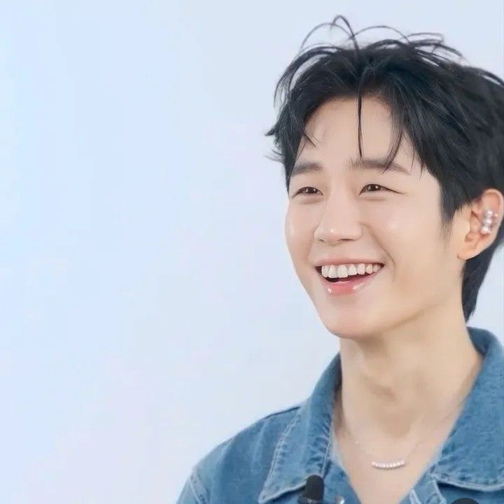 丁海寅的最新照片