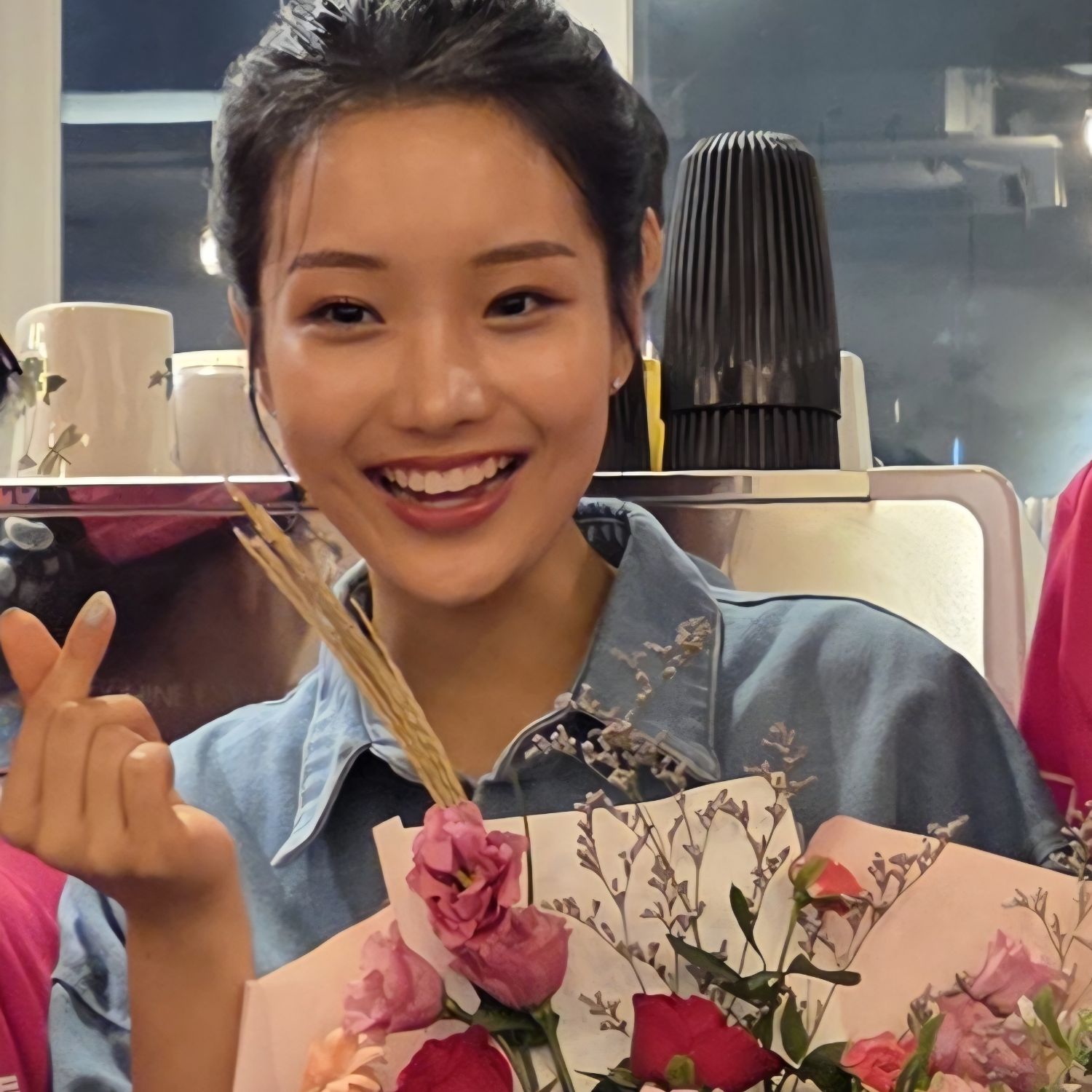 Behind-the-scenes cut of Kim Soyeon (2004)